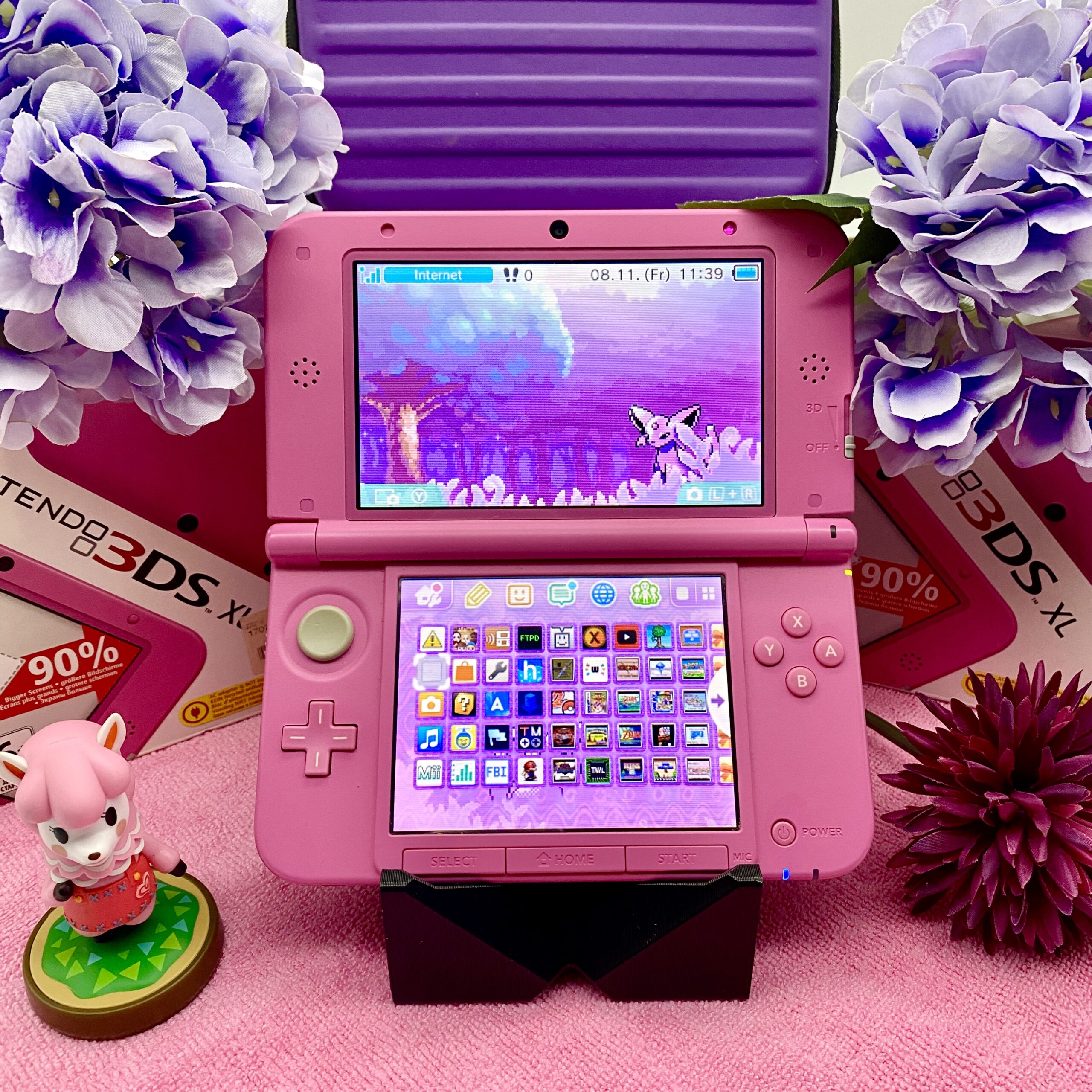 Nintendo 3DS XL in pink gemodded