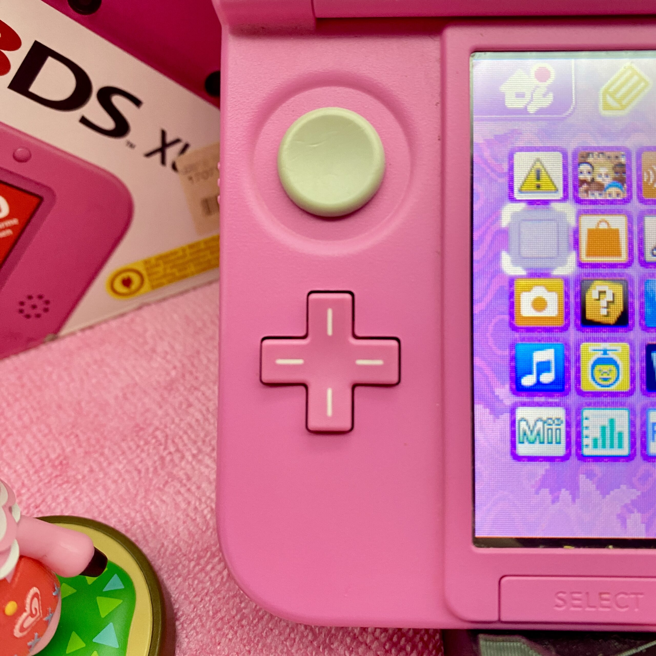 Nintendo 3DS XL pink Animal Crossing gemodded Tasten links