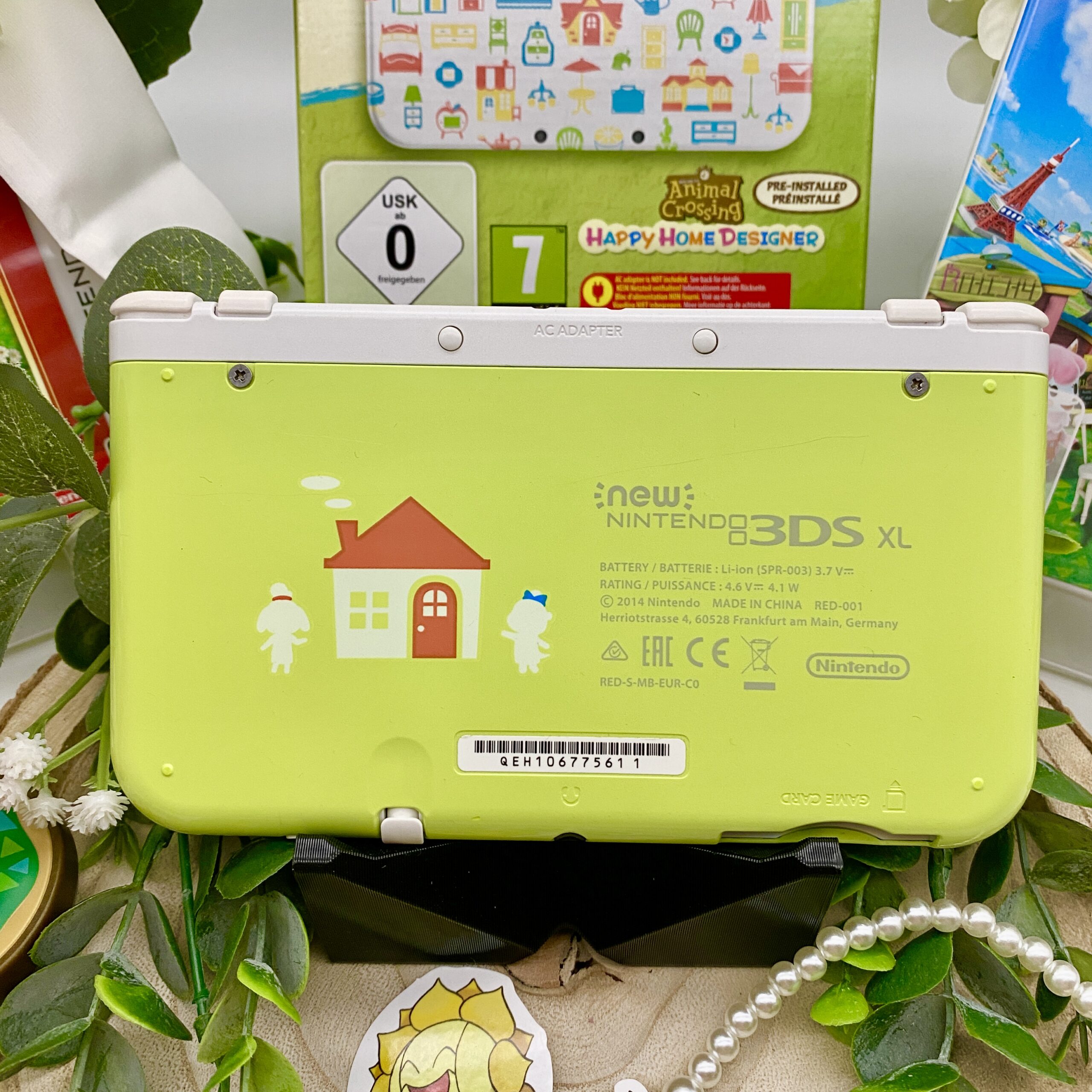 New Nintendo 3DS XL Animal Crossing edition back Shell
