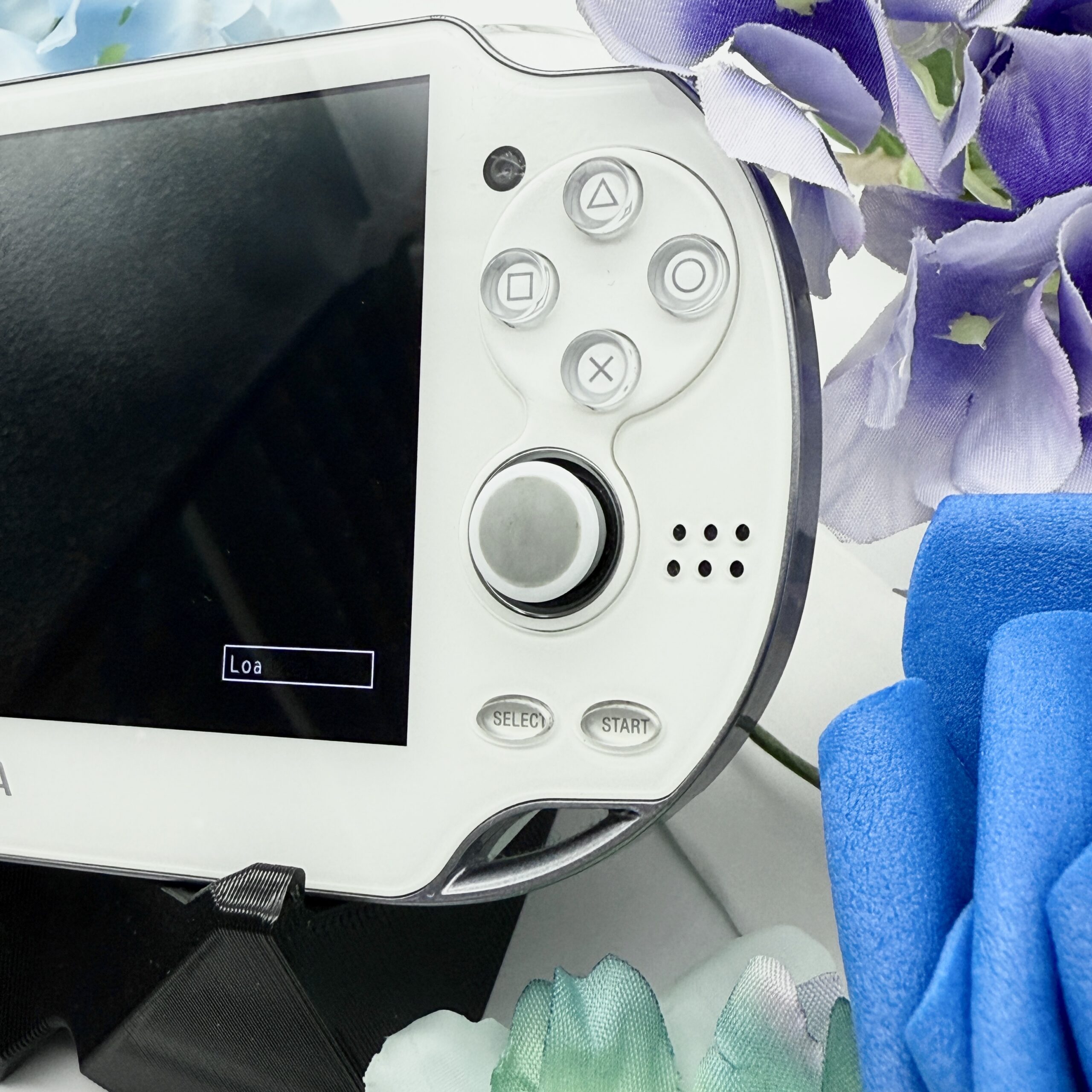 PS Vita 1000 Oled in weiß gemodded – Bild 3