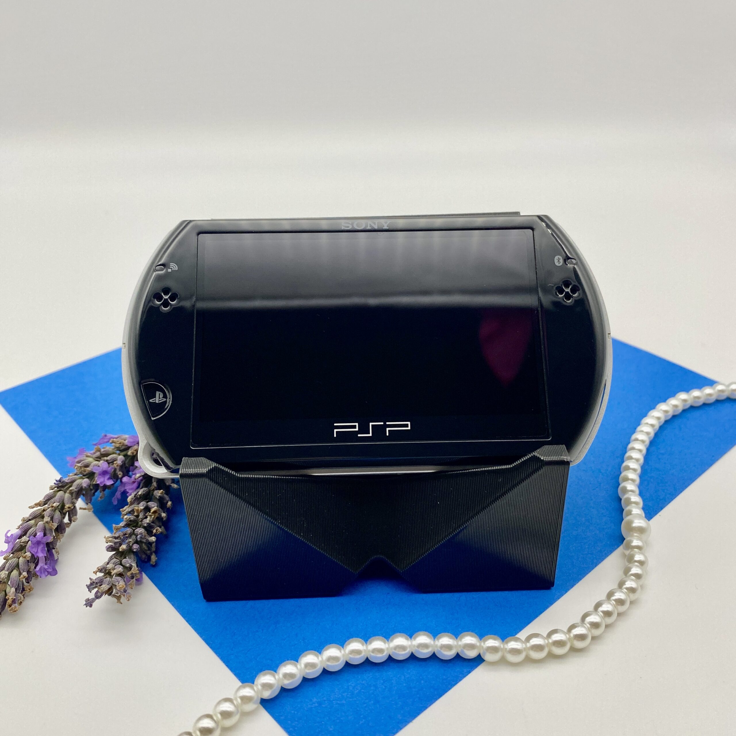 PSP Go schwarz gemoddet – Bild 3