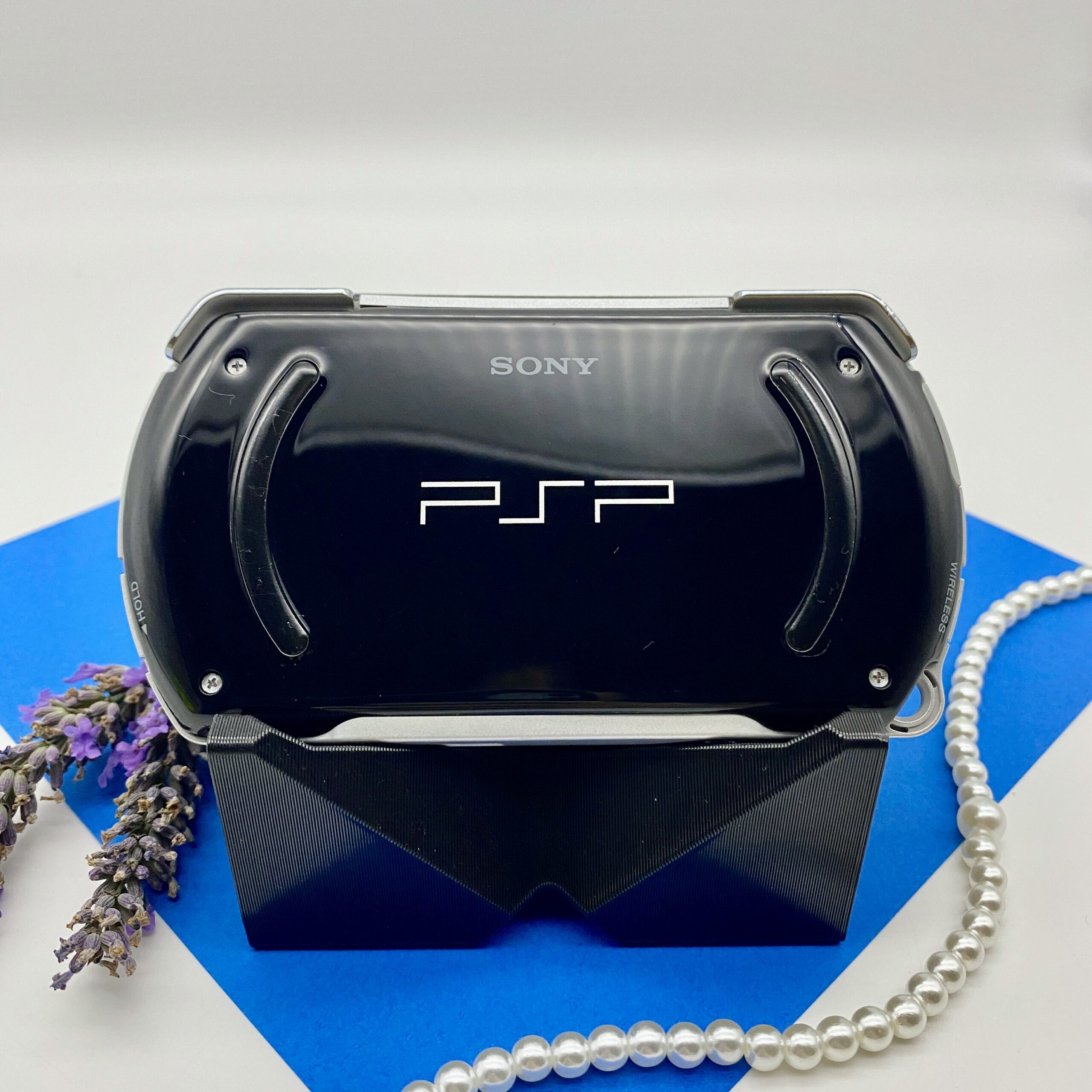 PSP Go schwarz gemoddet – Bild 7