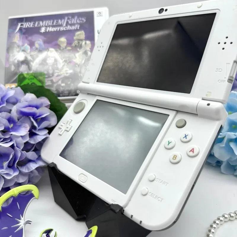 New Nintendo  3DS XL Fire Emblem gemodded – Bild 2